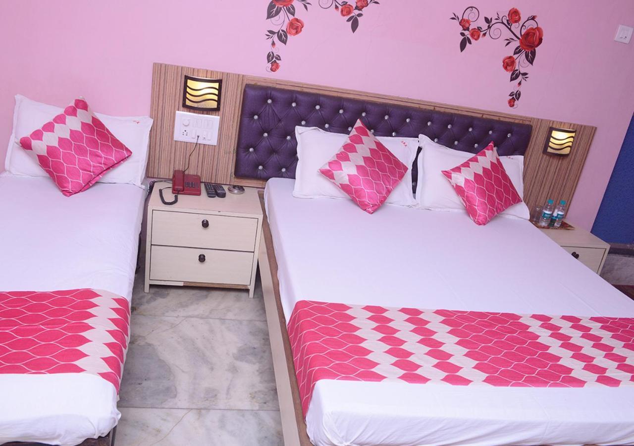 Srk Hotel Mumbai Kültér fotó