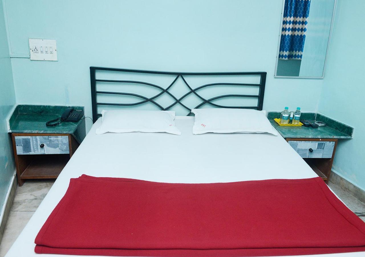 Srk Hotel Mumbai Kültér fotó